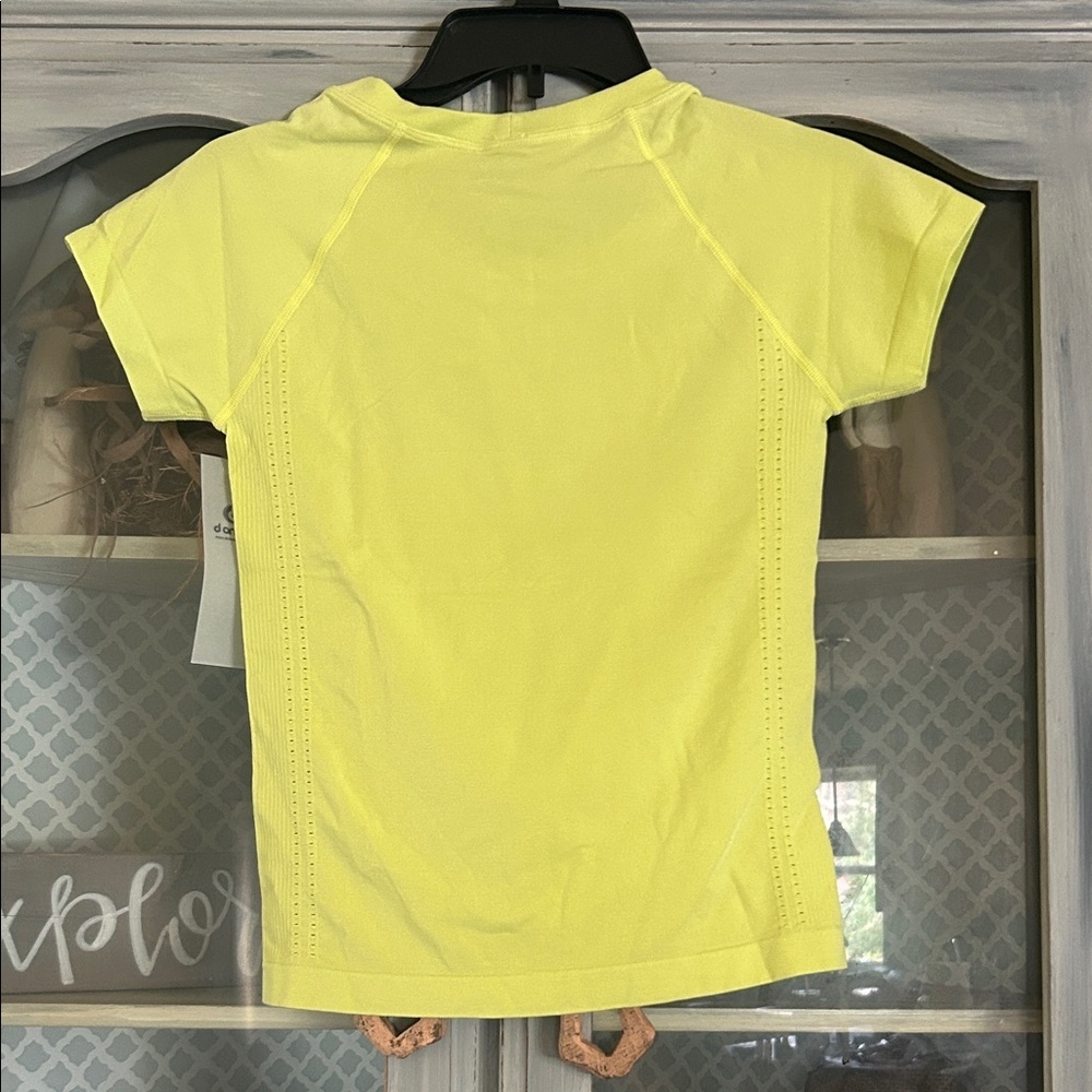 Women’s Mono B top - Picture 4 of 4